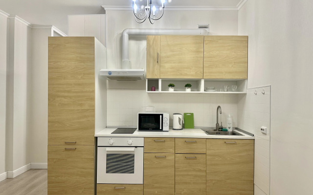 Квартира Просторная уютная и современная студия  на Родонитовой 35