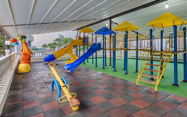 Senza Grand Santana Hotel