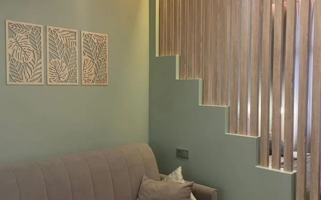 Апартаменты на Набережной 75 (213А)