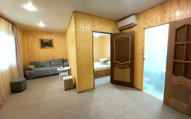 Delis Guest House