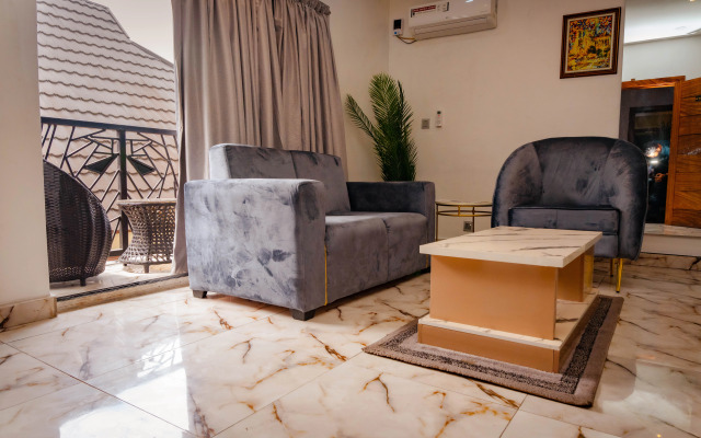 24/7 Luxury Apartments