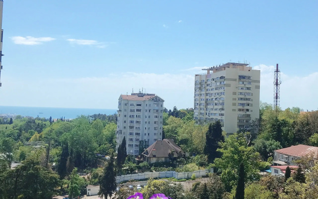 Shikarnaya V Tsentre Sochi U Parka Rivyera Flat