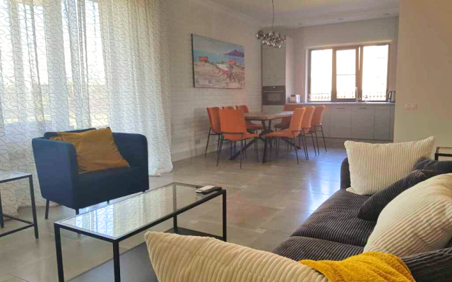 Vishnevoy 6 Guest House