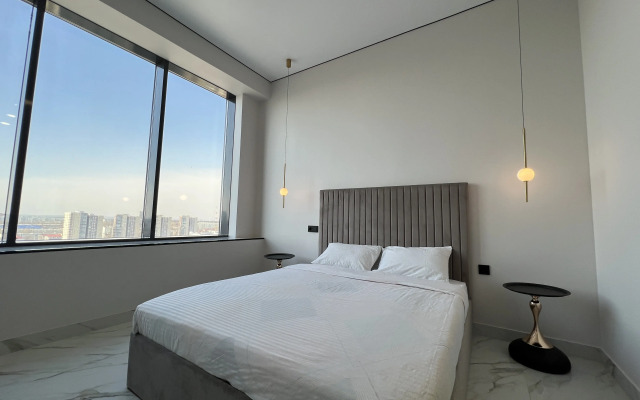 Ot Elitkhaus24 V Samom Vysokom Zdanii Status Apartments