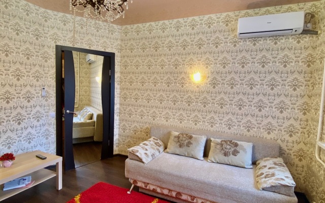 Двухкомнатная квартира на набережной