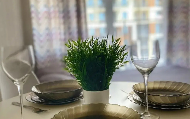 Studiya S Basseynom Na Territorii Zhk Flat