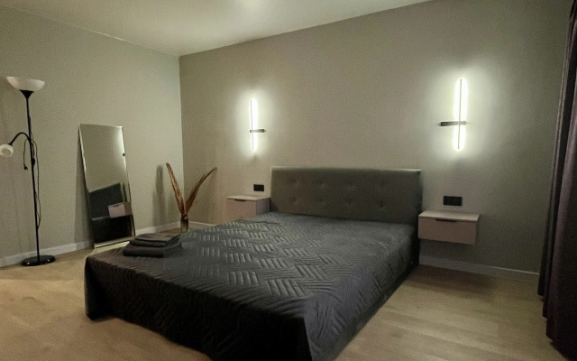Flat S Petropavlovskimi Prudami
