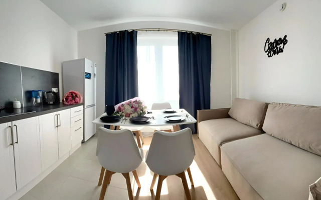 Квартира у метро 21 этаж