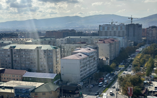 Квартира "Эленика" в Махачкале с видом на озеро и мечеть