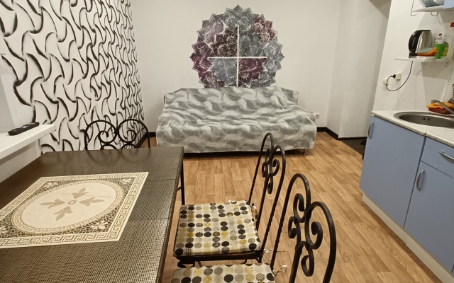 2kh Komnatnaya V Tsentre Yaroslavlya Flat