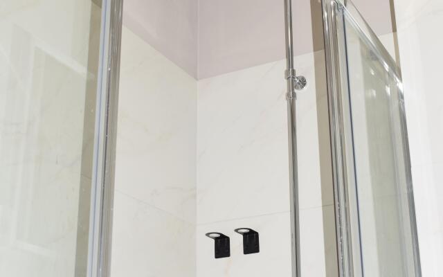 Bezhevy Barkhat Flat