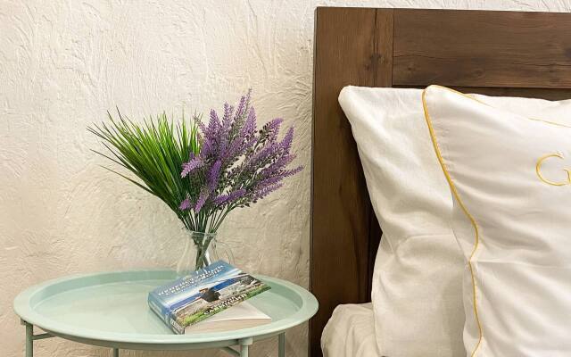 Happiness Live in the center of Sevastopol Apartment