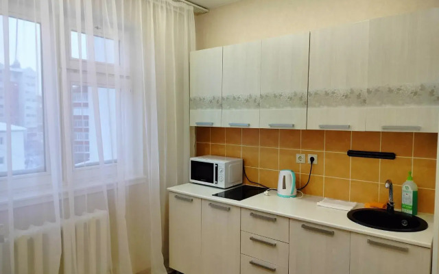 Квартира Илне Однокомнатная рядом БЦ Ямал-Плаза