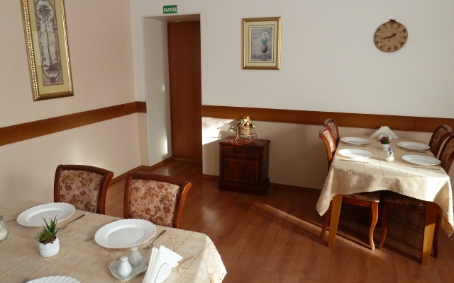 Aleksandriya Hotel