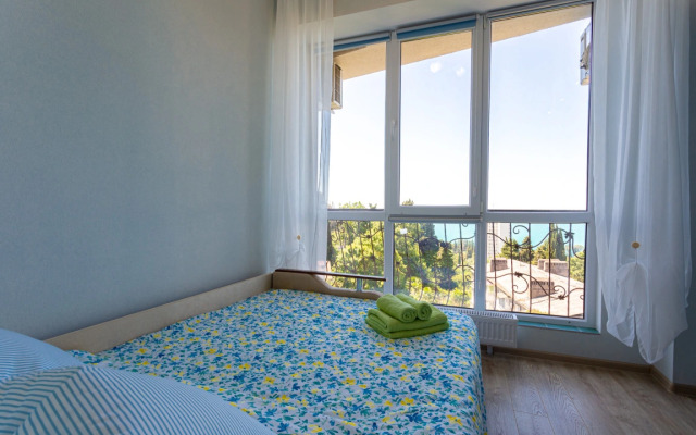 Апартаменты Романовский Lamare Двухкомнатные с  Балконом и Видом на Море