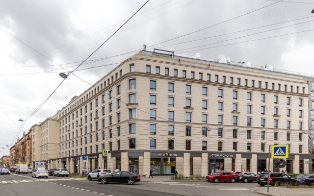 Yes Marata 8115 Apartments