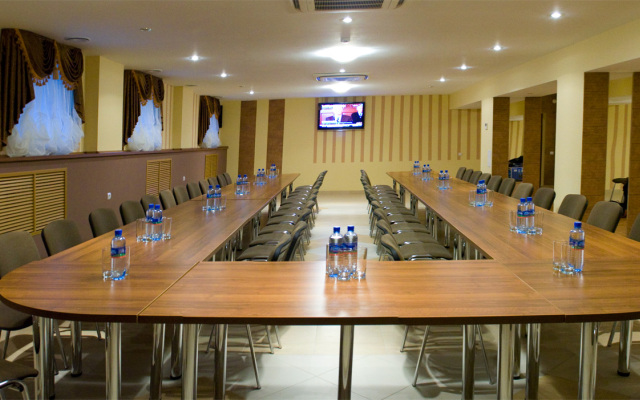 Evrika Hotel
