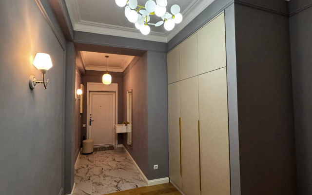 Квартира Трехкомнатная уютная с потрясающим видом на море