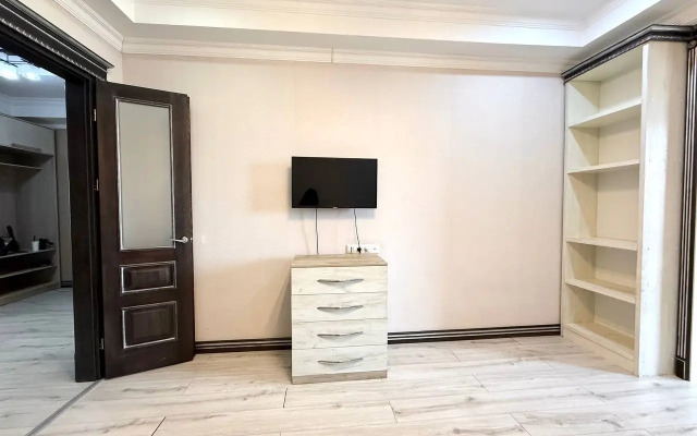 Na Turusbekova 88/2 Flat