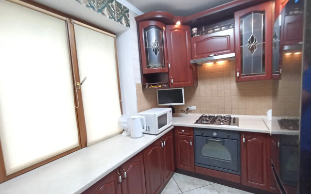 "Baltiicyi nochi" u Verhnego Ozera i Yantarya Flat