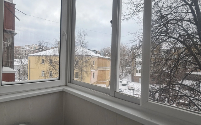 Uyutnaya na naberezhnoy Fedorovskogo do 4kh gostey Flat