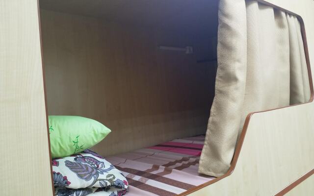 Park-Avenyu Hostel