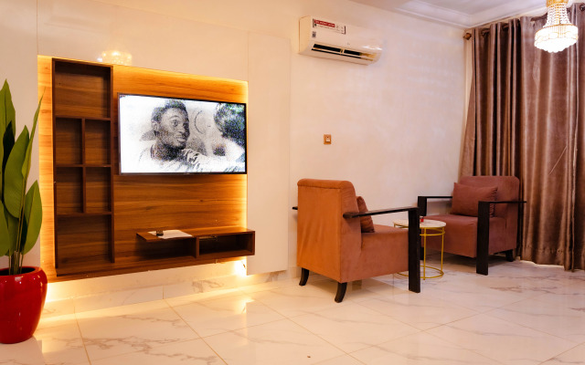 247 Luxury Hotel