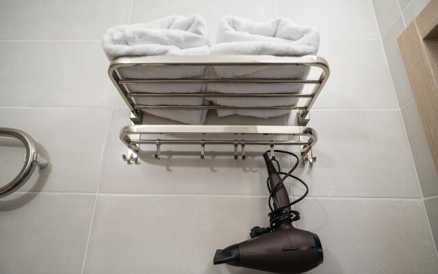 Апартаменты "Амели на Неве"