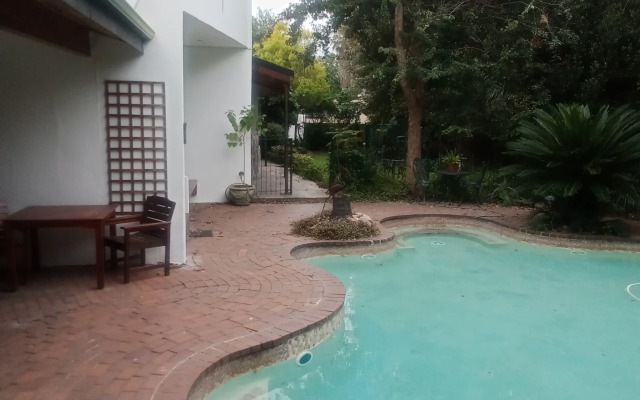 Oaktree guest House Fourways Sandton Guest house