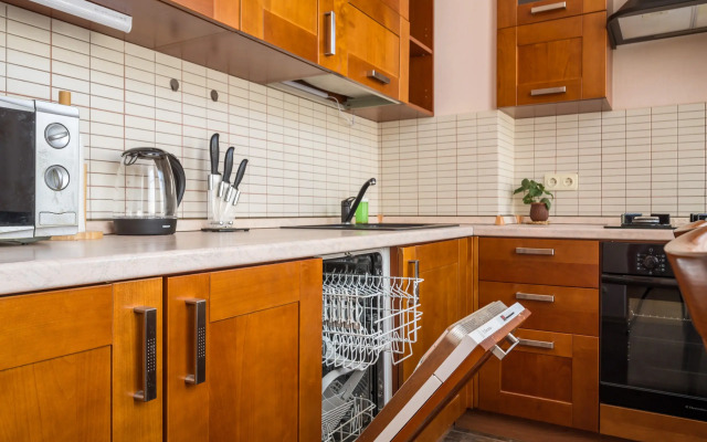 U Tavricheskogo Sada Flat