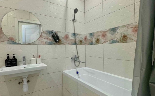 Dlya dvoih gostey S krovat'yu Apartments