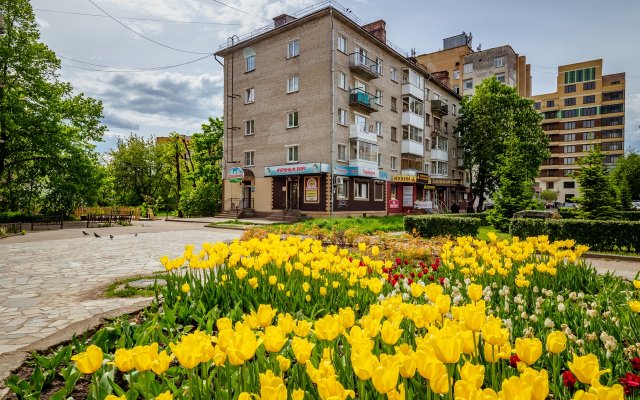 Dokhturova 1 Apartamnts