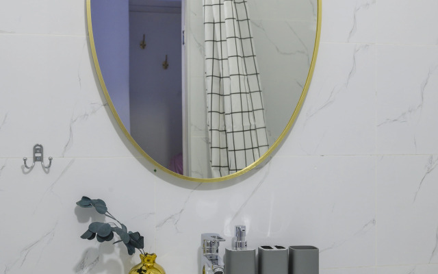 Arbat, Zolotoy Kvadrat, Istoricheskiy Tsentr Almaty Flat