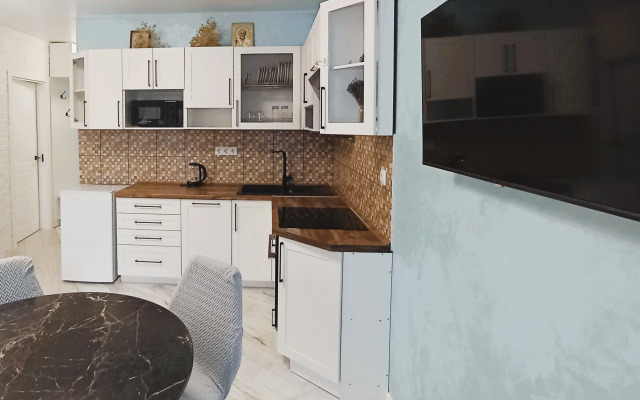 Квартира вместительная двухкомнатная с видом на море