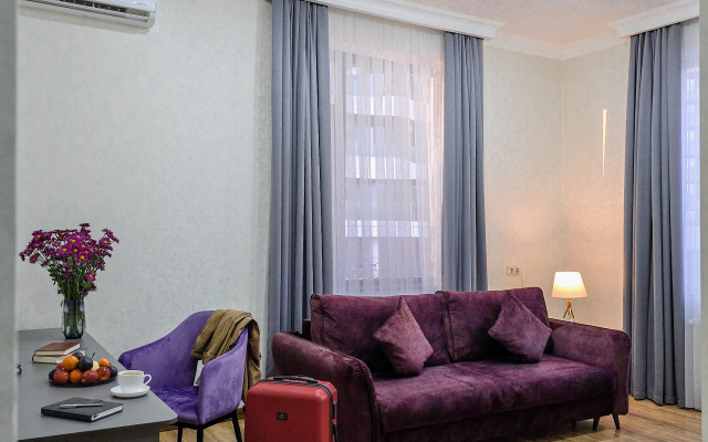Parklane Hotel