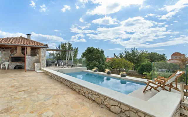 Villa Sygyro Private house