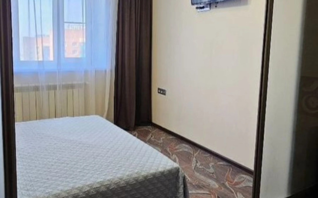 Квартира В Микрорайоне Царский 8