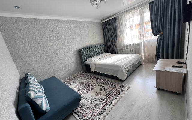 Uyutnaya Kvartira Naprotiv Sportkompleksa Almaty Arena Flat