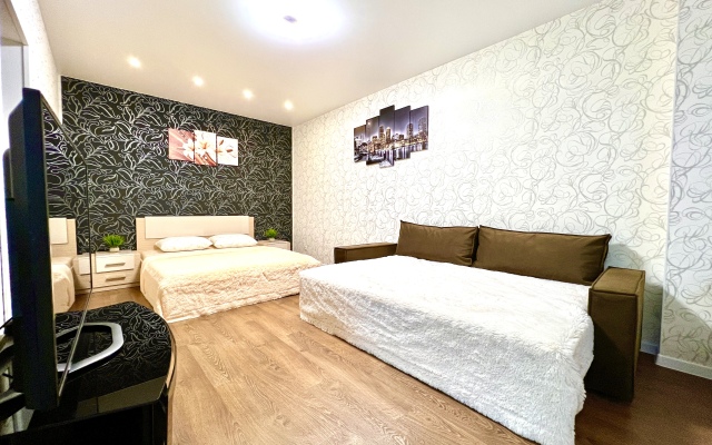 Uyutnaya Kvartira Na Ul.nikitinskaya 30 Flat