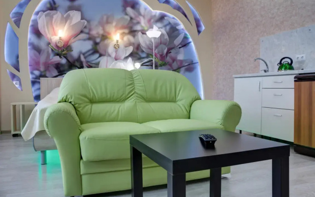 Апартаменты Улучшенные с Видом на Город на площади МОПРа