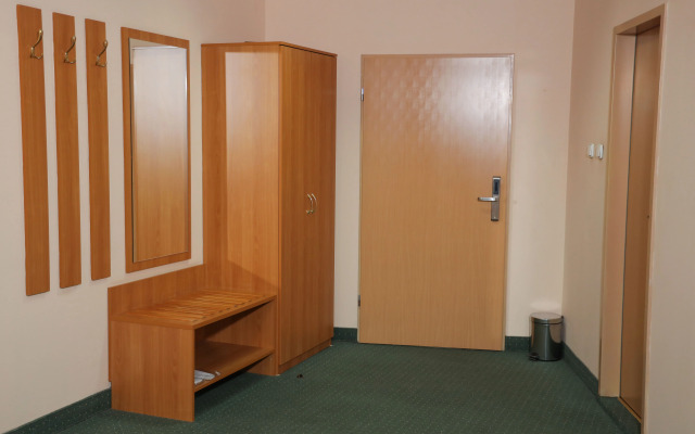 Expo Hotel