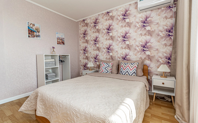 Квартира Уютная Двухкомнатная на ул. Черкасская