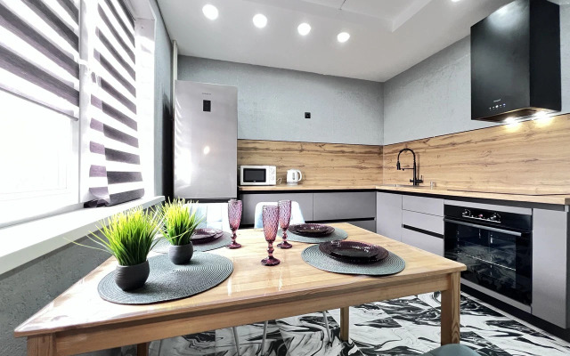 Uyutnaya Svetlaya Posutochno Flat