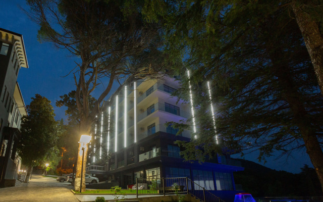 Gde Pahnet Letom - Stilnaya Studiya u Morya v Sochi (Ashe) Apartments