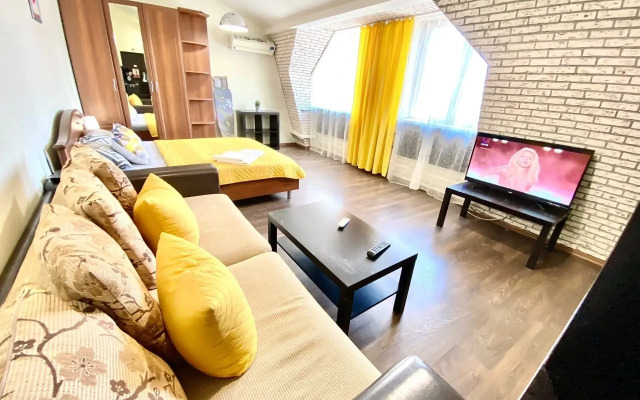 Uyutnaya V Tsentre Goroda Flat