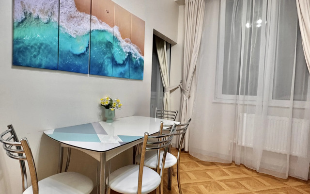 Ryadom S Olimpiyskim Parkom Apartament 1