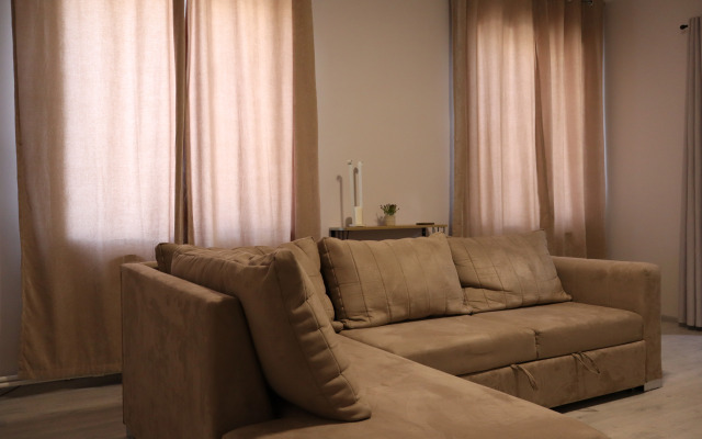 Gyumri Midtown Guest House