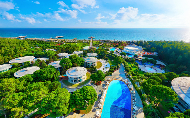 Calista Luxury Resort