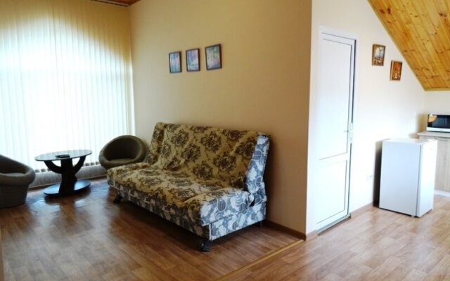 Leto Na Zarechnoy Guest House