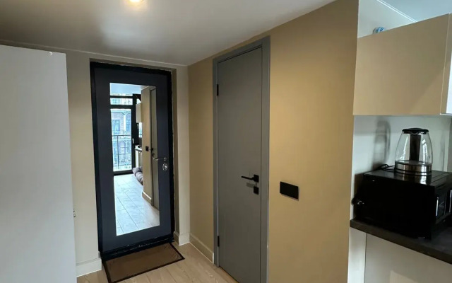 Na Roschinskoy Apartment